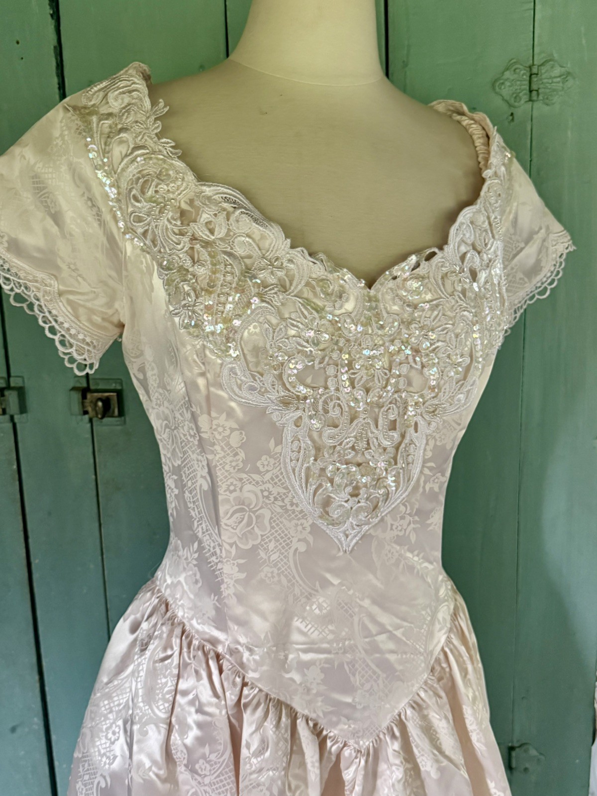 Basque Waist Gown WEDDING Princess Formal Satin Brocade Blush Bustle Roses M+