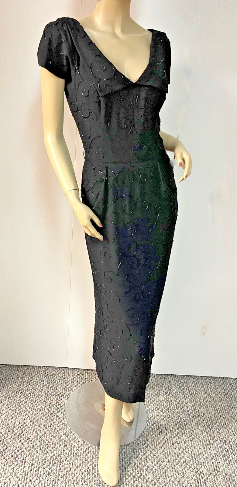 Vintage 1950s Cuffed Cleavage Black Beaded Side Zipper Cocktail Dress Bust 34