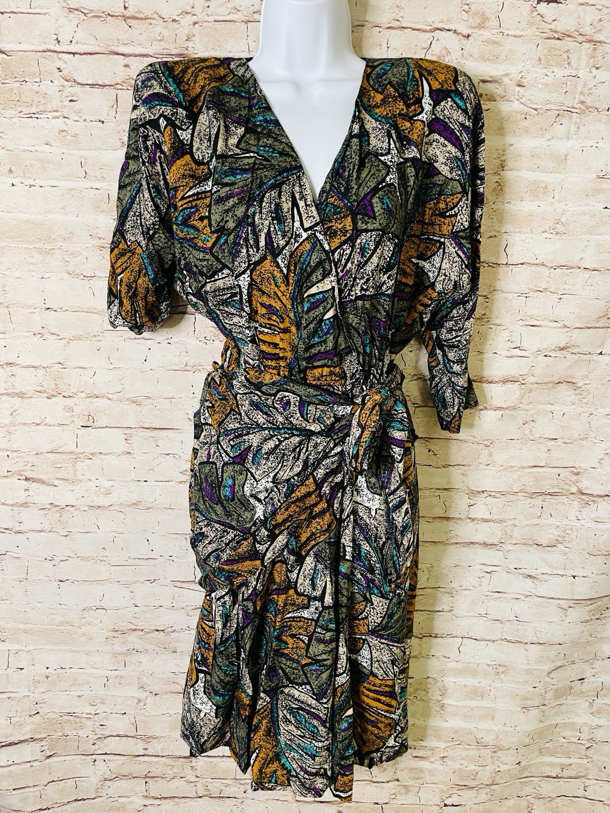 Vintage 80&rsquo;s Mod Abstract Leaf Print Dress John Richard Shoulder Pads 7/8