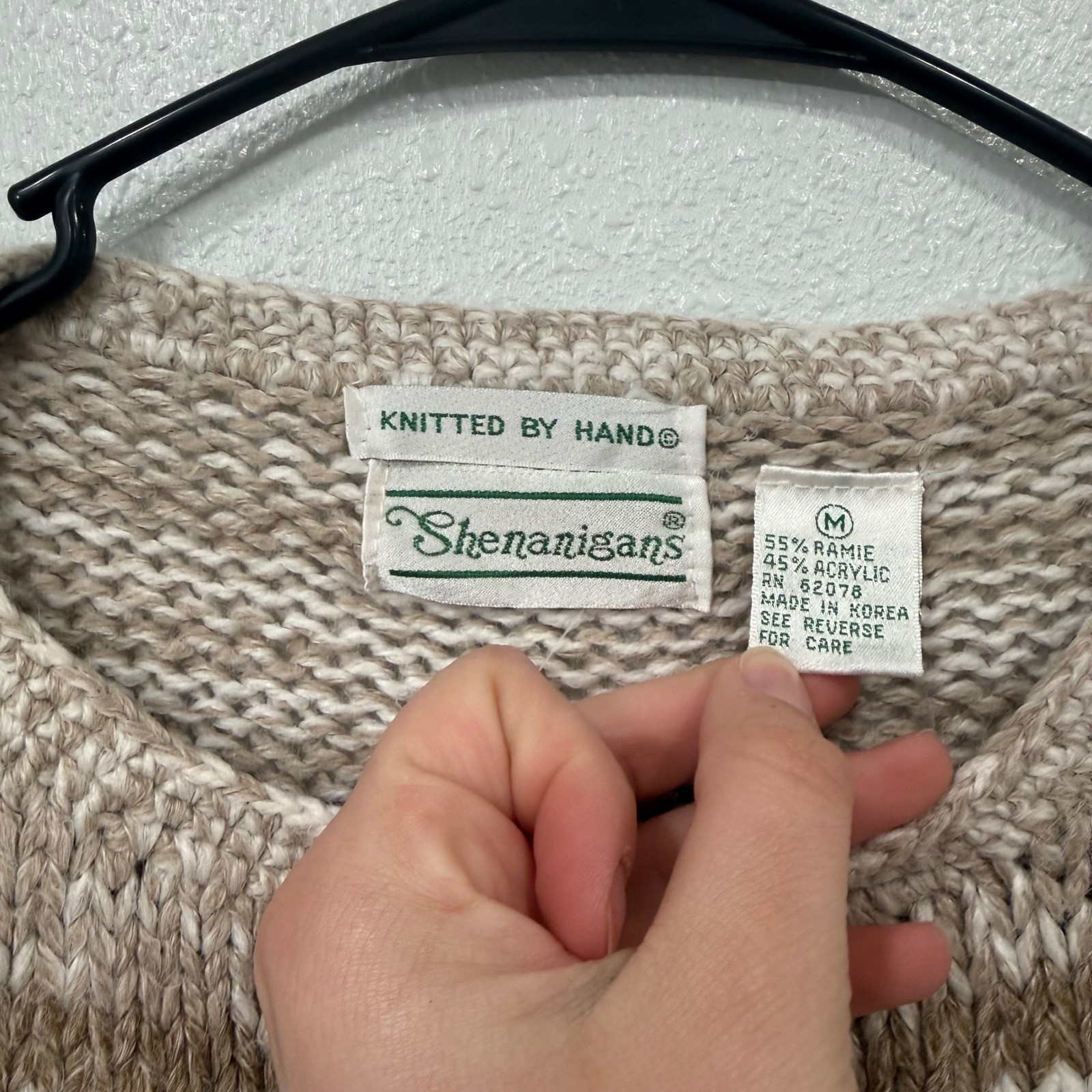 Shenanigans Vintage Hand Knitted Floral Sweater Beige Ramie Blend Cottagecore M