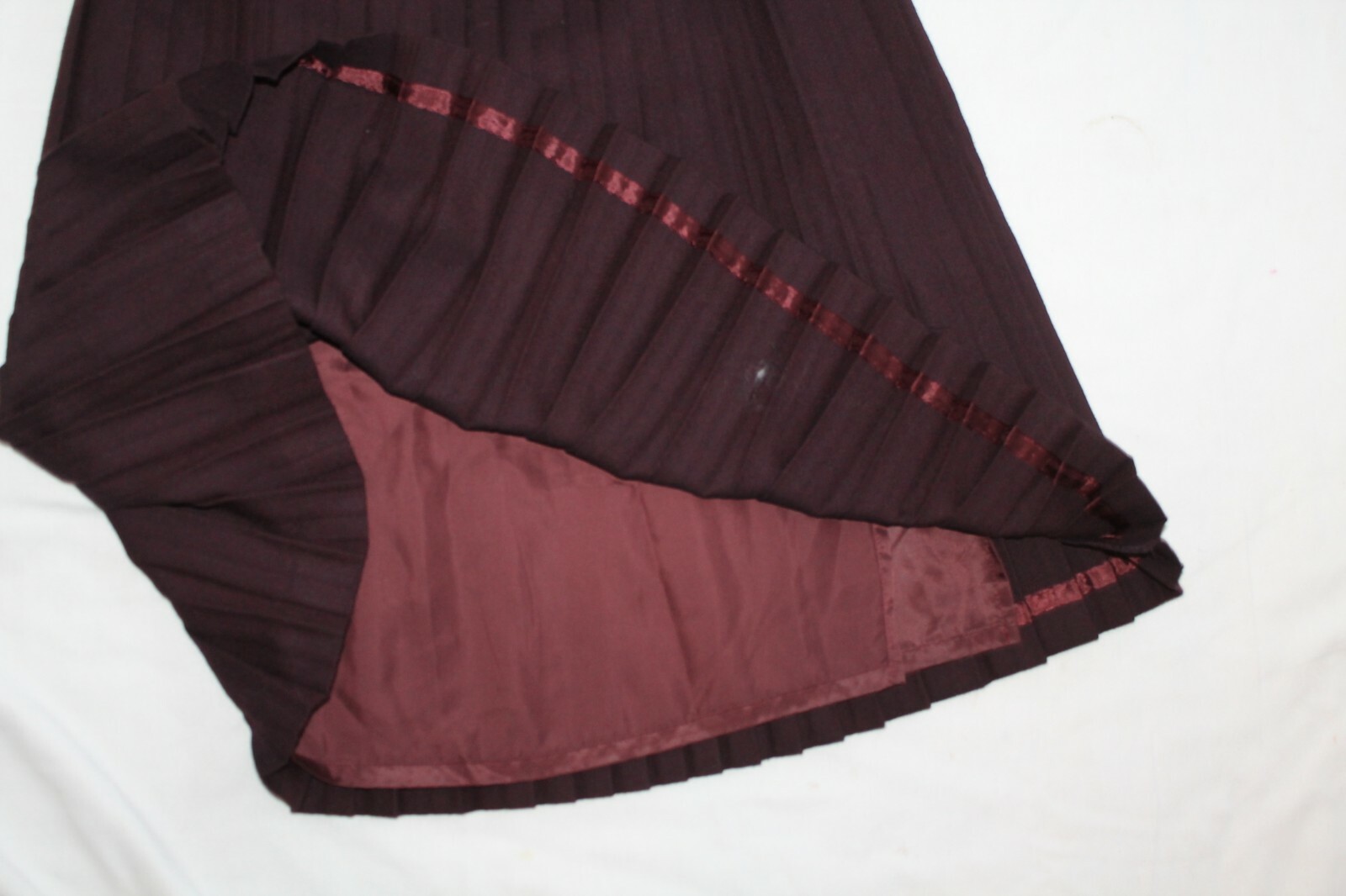 John Wanamaker Antique vtg Accordion 100% Fine Wool Skirt Sz XS / 6 25&Prime; waist