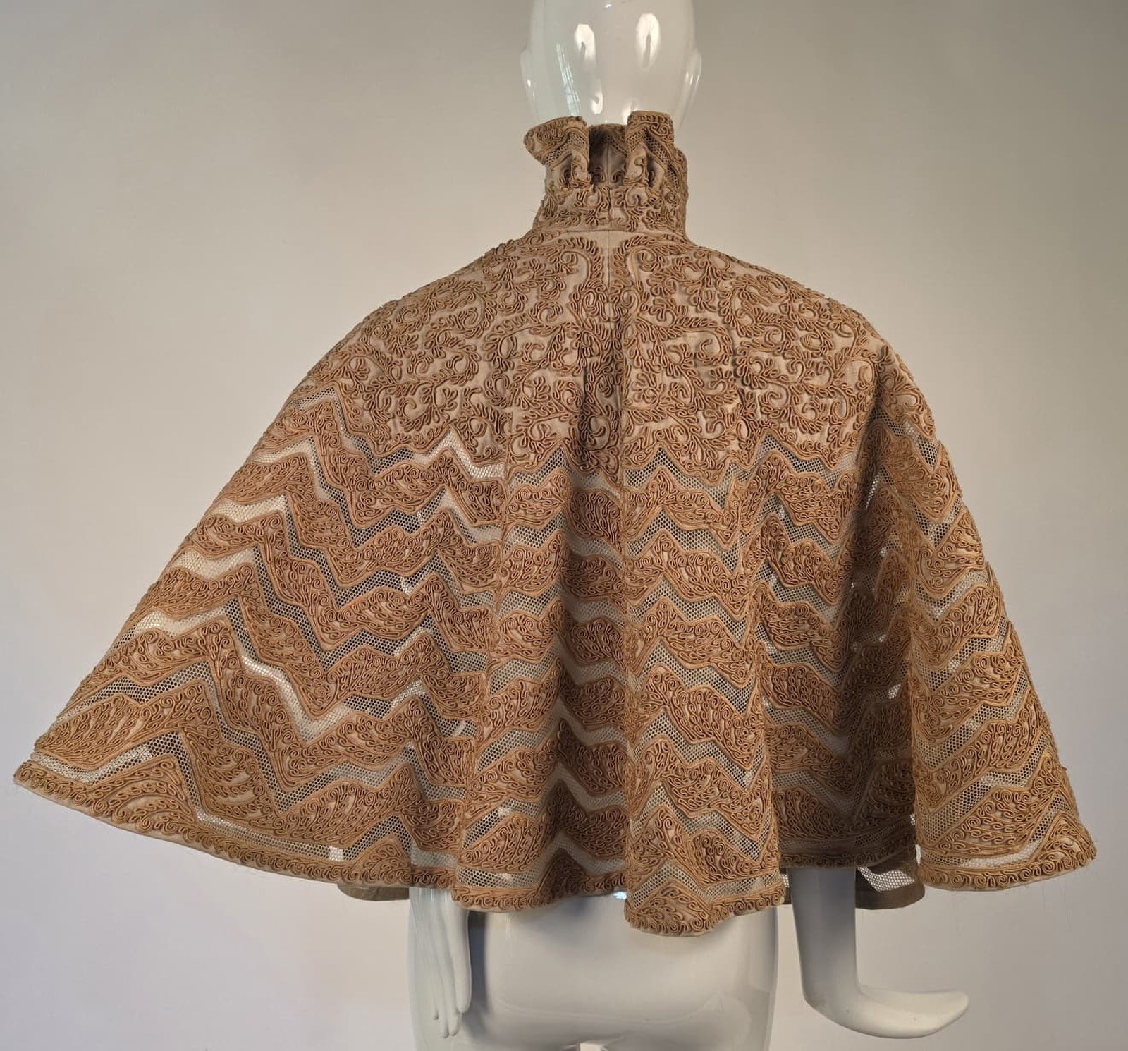 OPULENT VICTORIAN 19TH C SOUTACHE + NET INSERT CAPE FOR DRESS W HIGH COLLAR