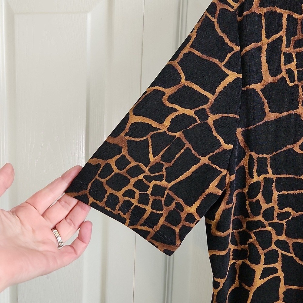 Vintage Notations Black and Brown Giraffe Print 2 In 1 Blouse Size Med Animal