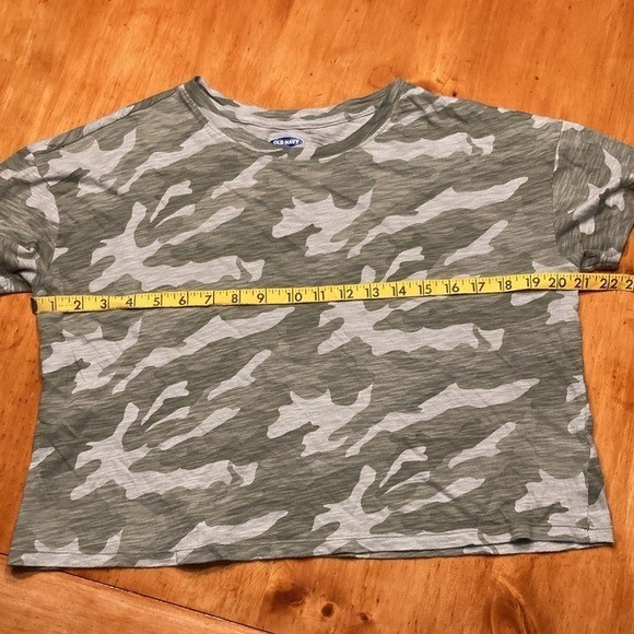 Old Navy Y2K Green Camo Slub Knit Crop Tee Shirt Womens Medium Streetwear 90s