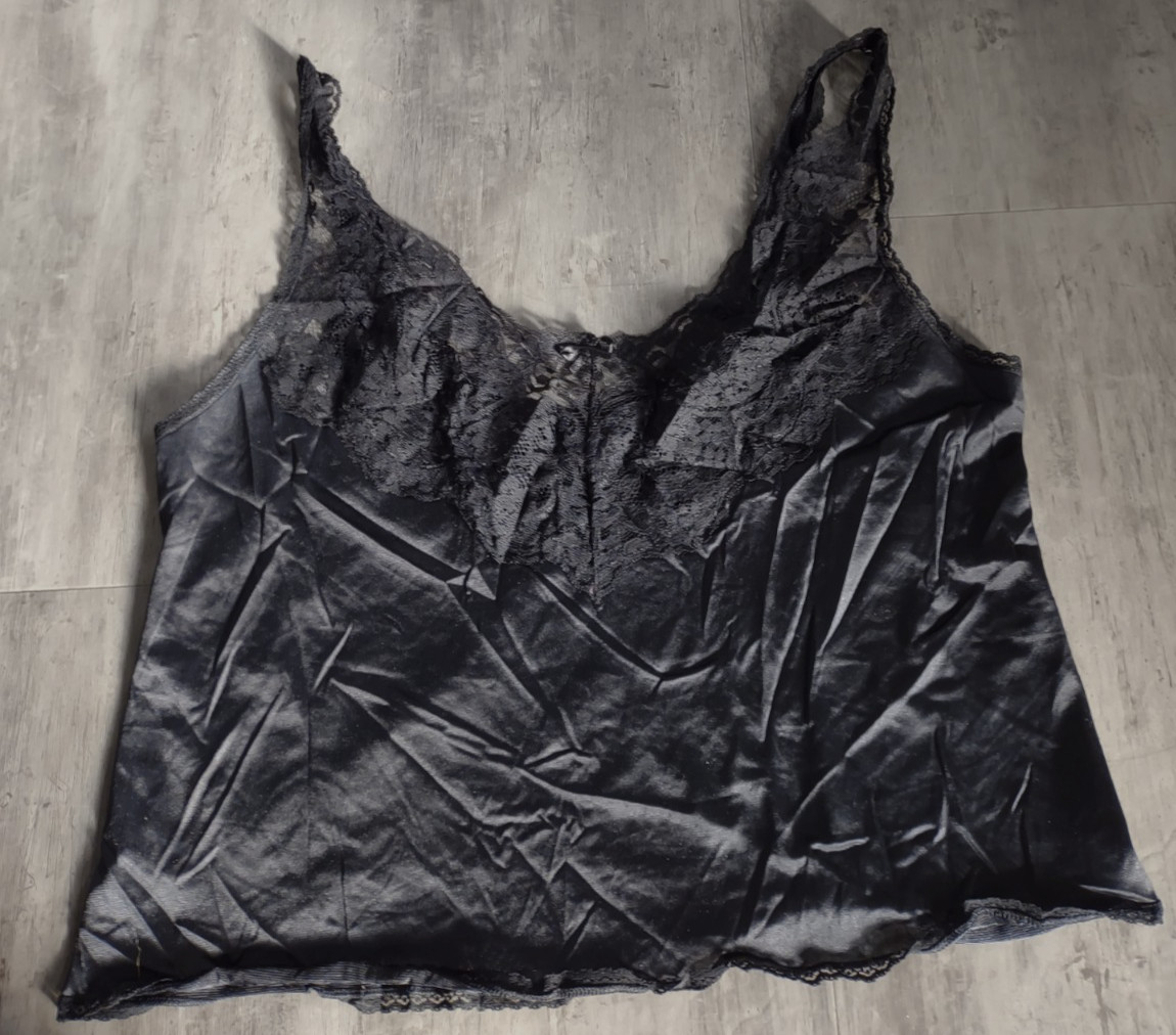 Adonna Women&rsquo;s Black Camisole w/Lace Neckline and Trim Size 38