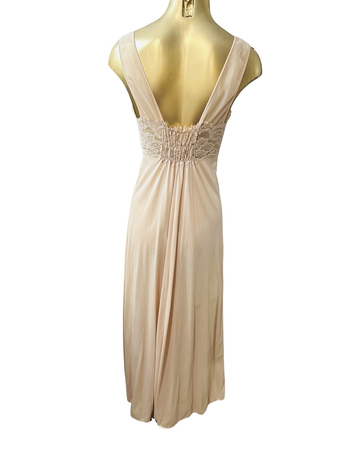 Exquisite Vintage Lydons Nude Nylon Lycra Lace Nightgown Slipdress – Medium 34