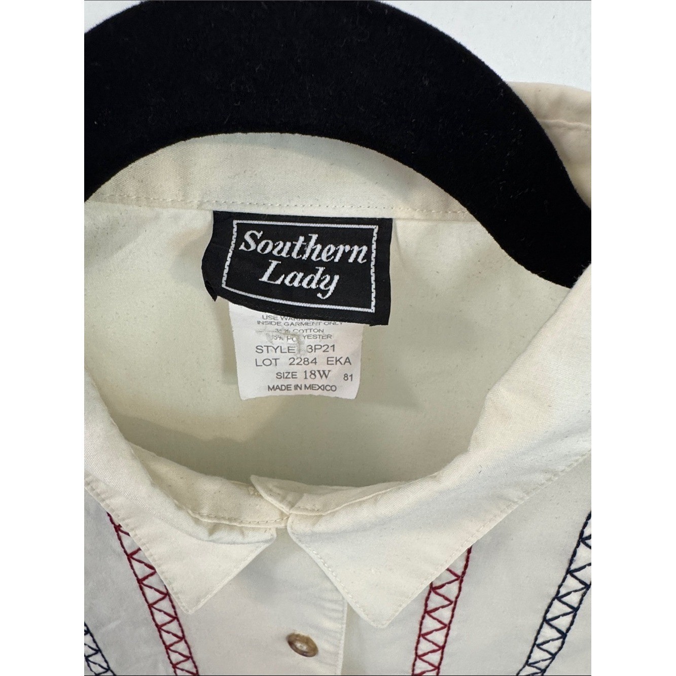 Vintage Southern Lady Cream Button Front Shirt Embroidered Whimsical Grandma Top