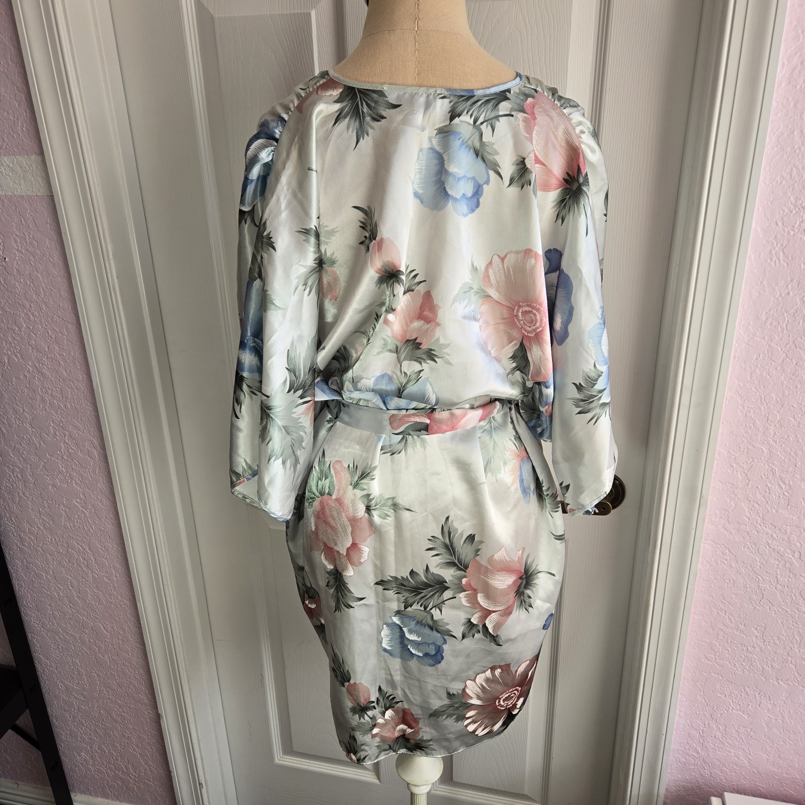 Val Mode Vintage Floral Satin Kimono Robe Size L Lingerie Made In USA