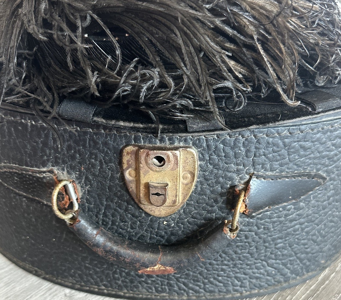 Antique Ostrich Feather Edwardian Ladies Hat 1900s W/Case Velvet Ribbon Plume