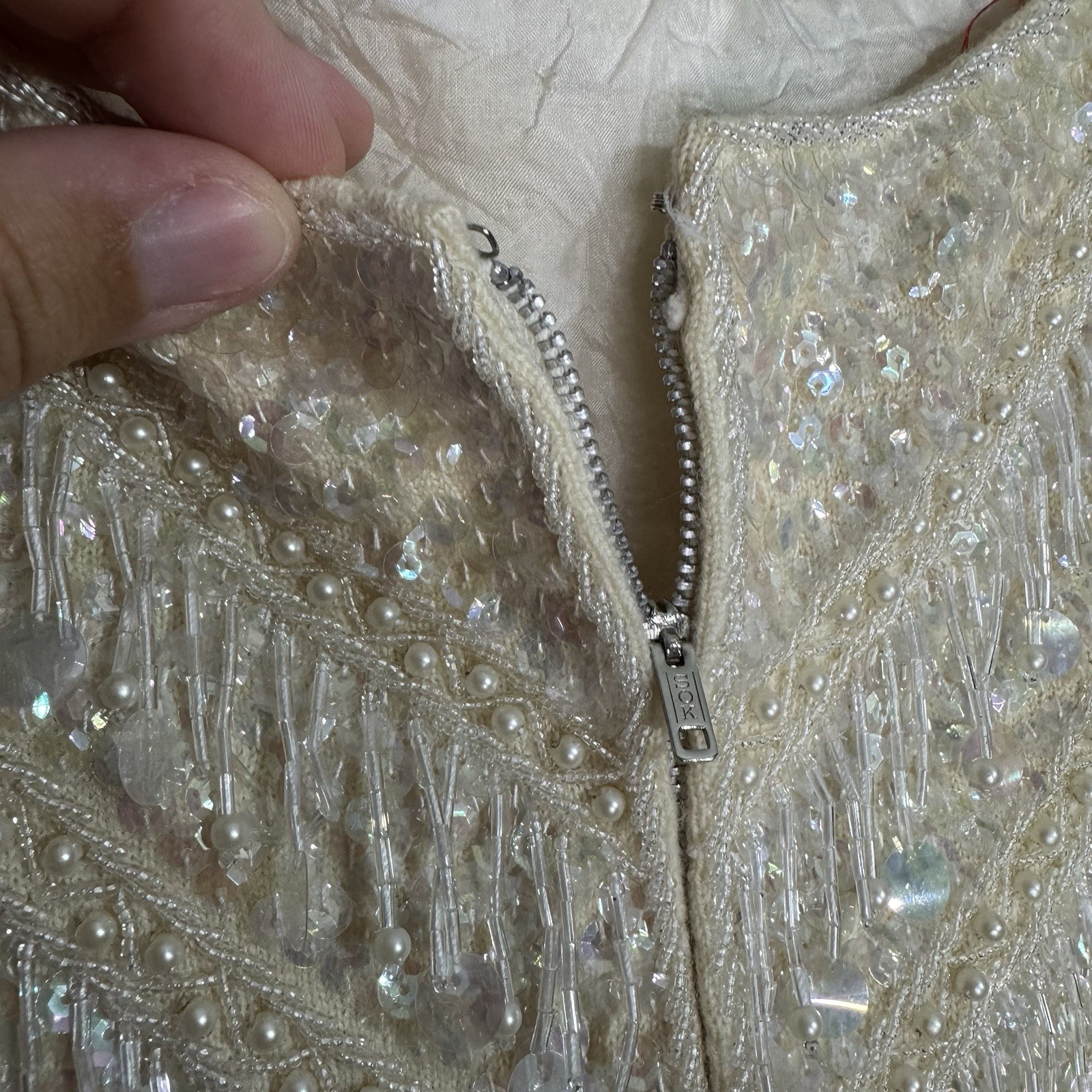Vintage Alexander’s Beaded Sequin Top Wool Shell Made in Hong Kong Sz L