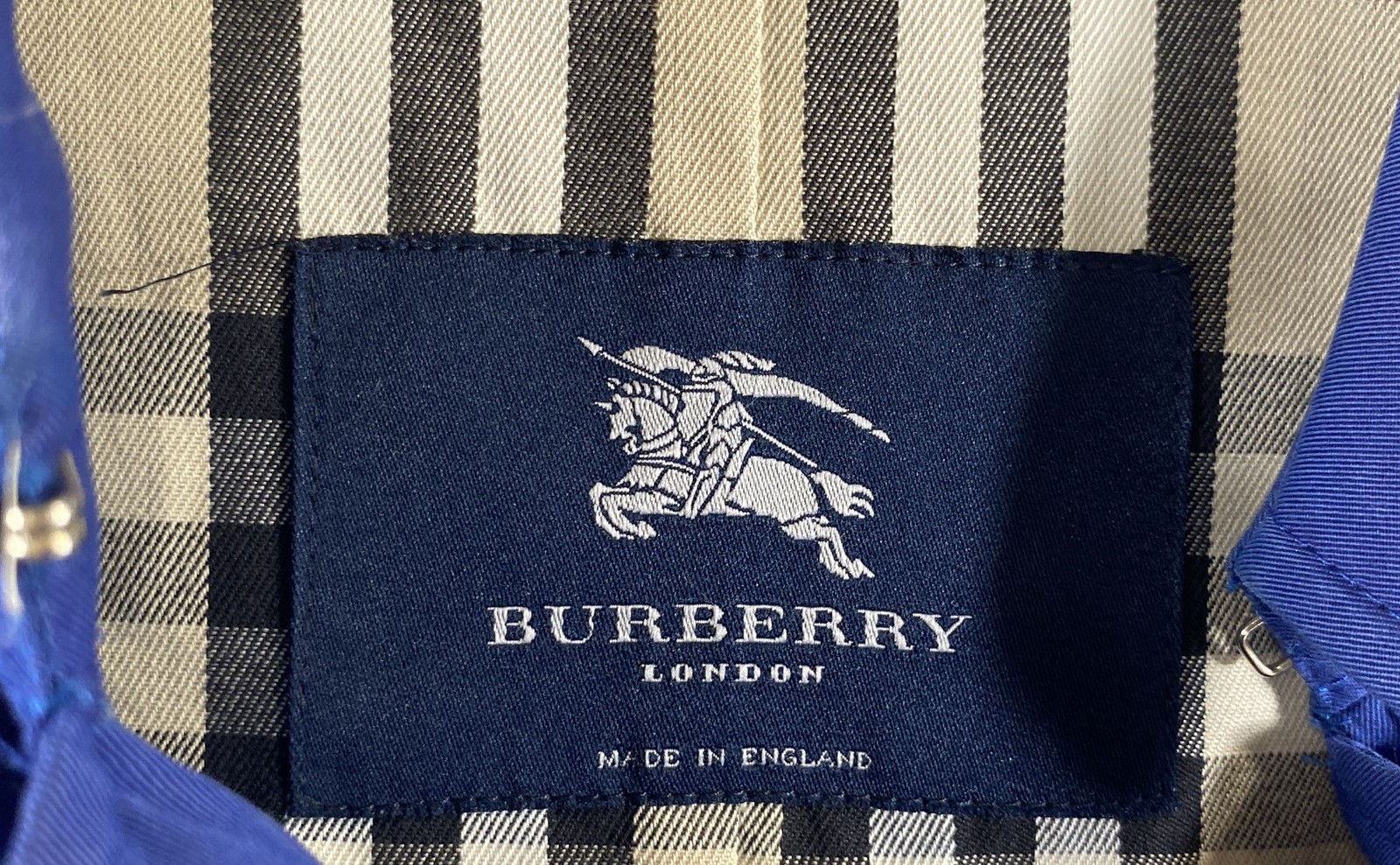 Vintage Burberry London Women&rsquo;s Blue Cotton Trench Coat Made in England Sz 10
