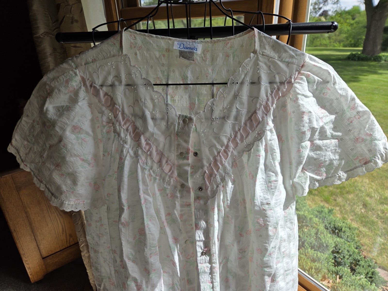 Vintage Damea Pastel Cotton Polyester Seersucker Housecoat w Snap Closure Sz L