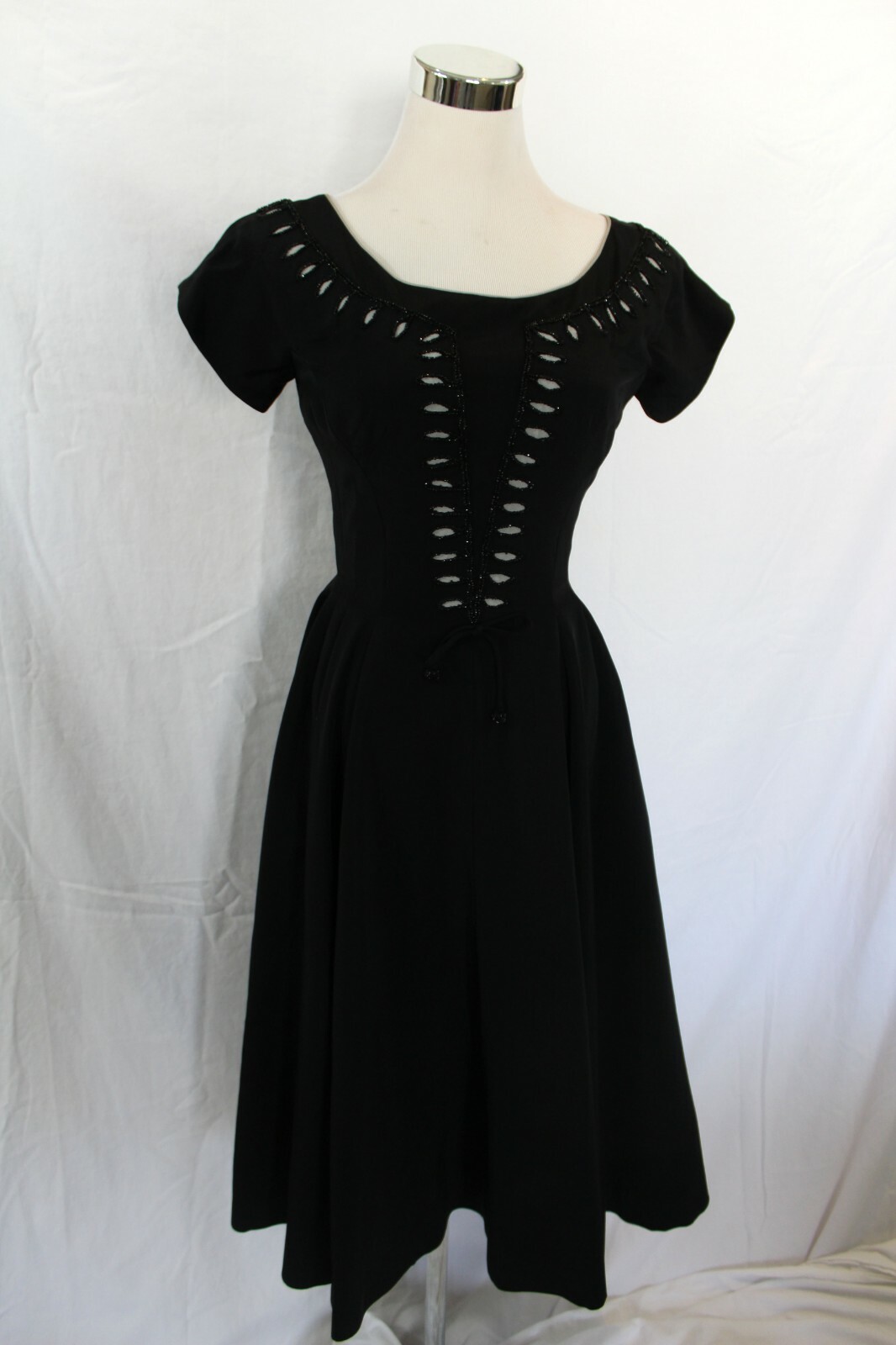 Vintage 1950 Carlye Woman&rsquo;s Black Fitted Full Circle Dress Embellished Bodice Sm