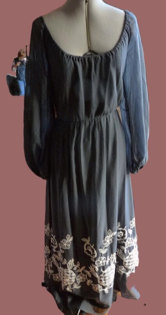 Vintage 60-70s Dress Gray Cotton voile Cream Embroidery plaid applique S