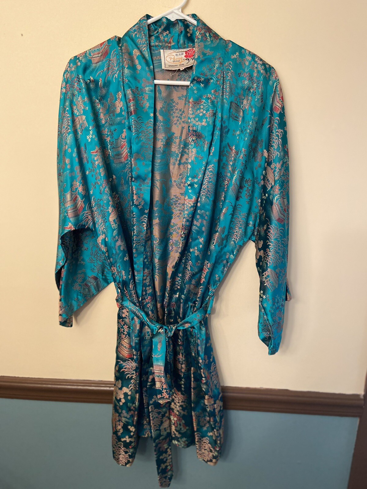 Peony Brand Shanghai China Vintage Green Embroidered Asian Robe – Size M