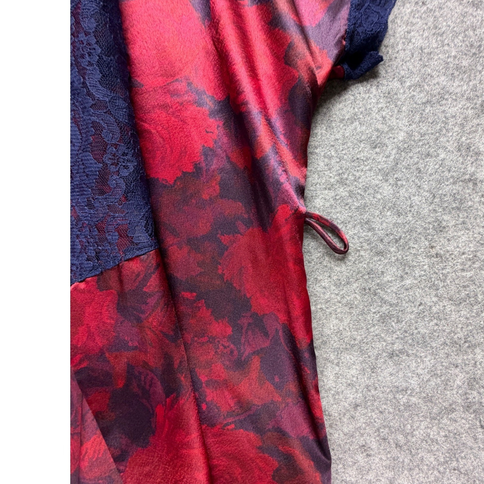 Vintage Vanity Fair Red Rose Floral Satin Lace Nightgown Made in USA Large