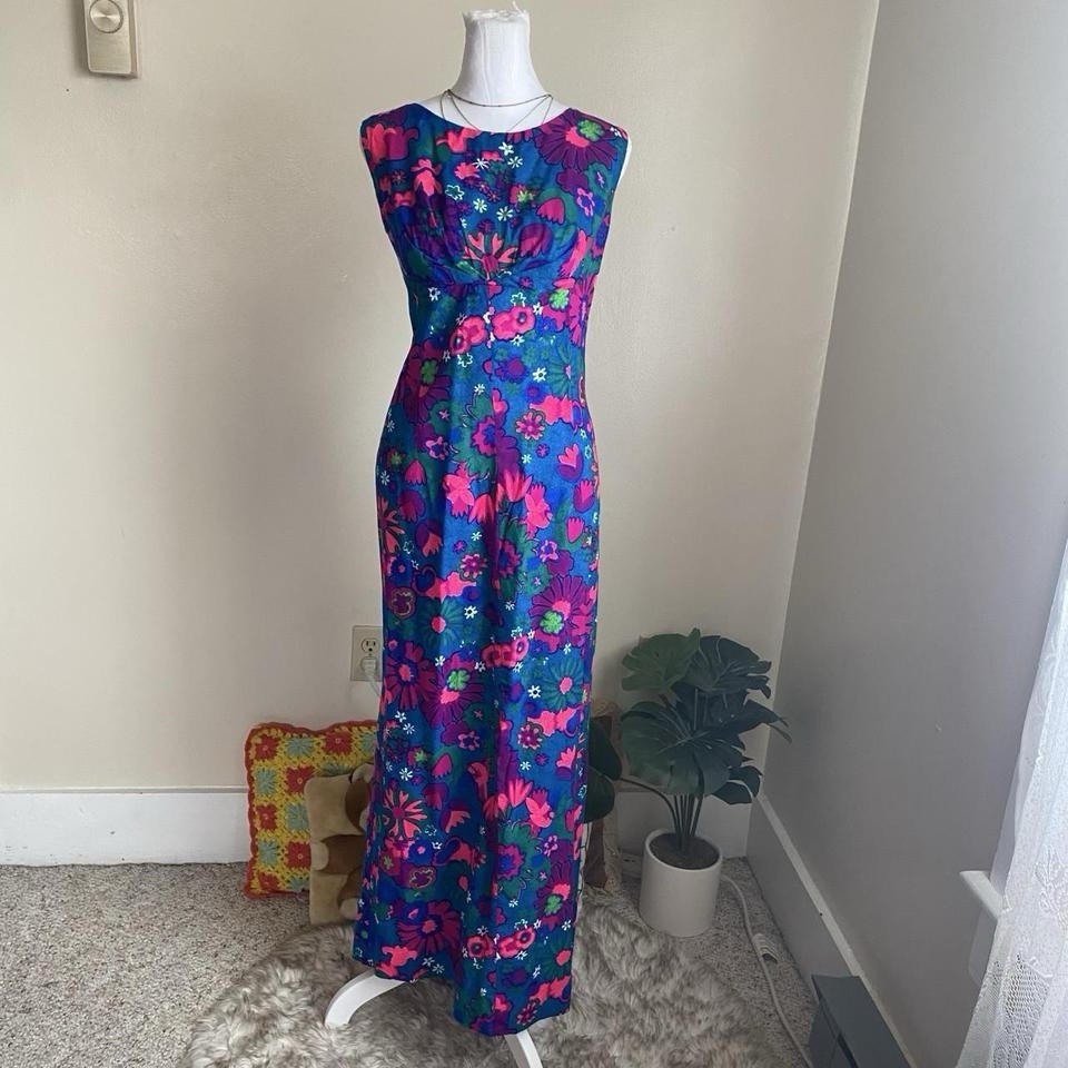 Vintage 70s Psychedelic Vibrant Floral Waikiki Maxi Dress