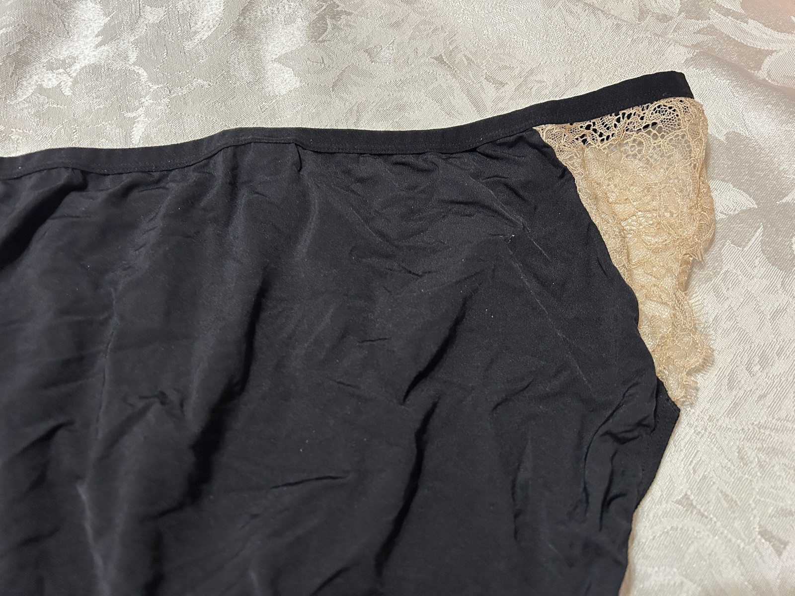 Vtg CACIQUE Lace 22/24 Black/Nude String Bikini Panties #326
