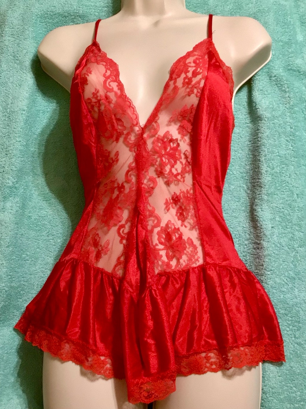 Red 1980s Frilly Cami Tank 100% Nylon Lingerie Lace Top USA Made Medium