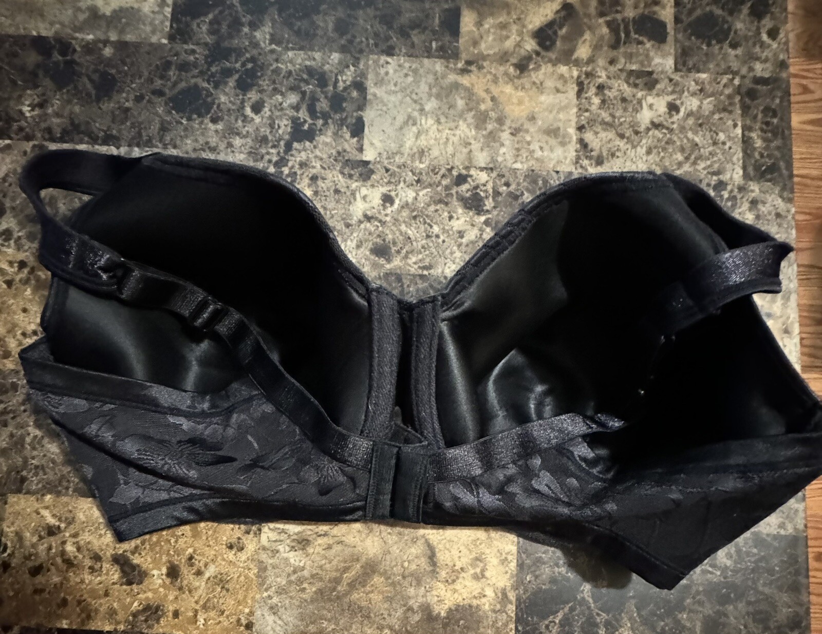 VINTAGE PLAYTEX BRA! 40 DD. BLACK