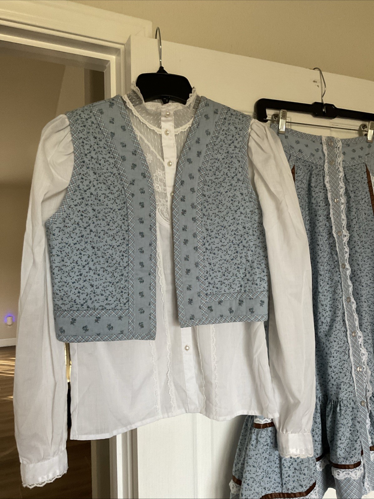 GUNNE SAX PATTERN HANDMADE VINTAGE SKIRT AND QUILTED VEST WITH BLOUSE XS