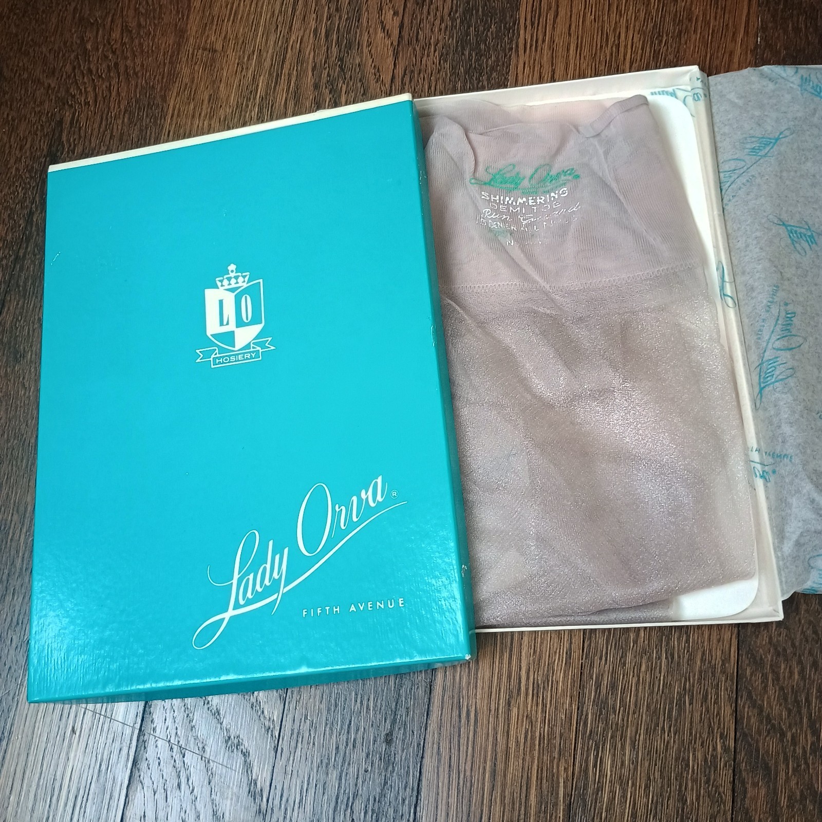 Vintage 1960&rsquo;s Lady Orva Shimmering Silver Demi Toe Nylon 1 Pair In Box 9