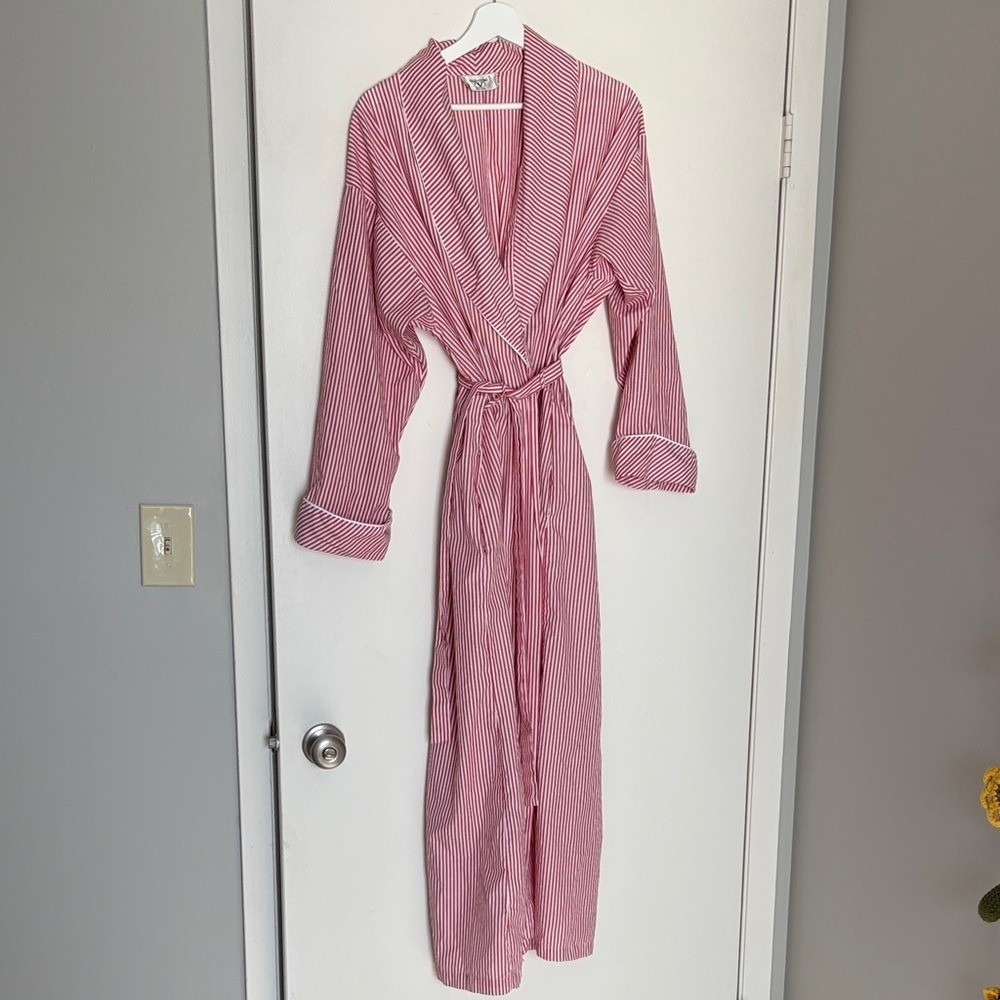 VINTAGE Valentino Intimo Intimates Pink and White Striped Robe 100% cotton