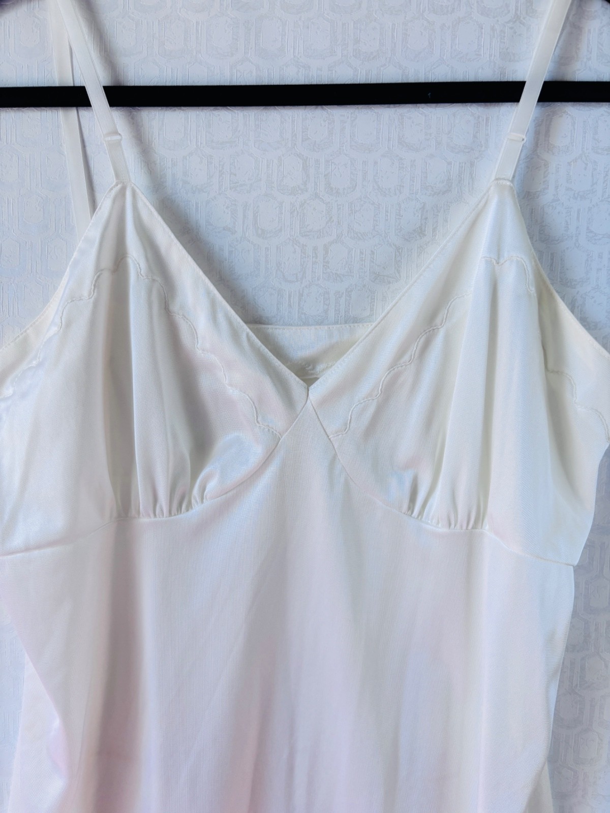 VTG OFF WHITE GLAMOROUS BOMBSHELL ANTRON NYLON FULL SLIP*LADIES PLUS SIZE 20W
