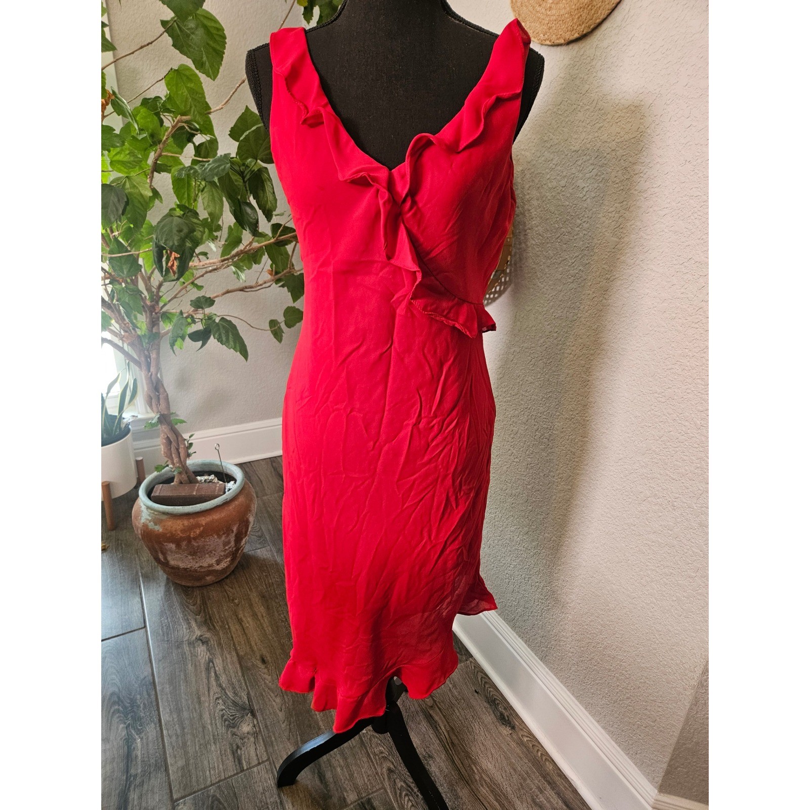 Vintage Breakin Loose Red Ruffle V-Neck Midi Dress Sleeveless 9/10 Made in USA