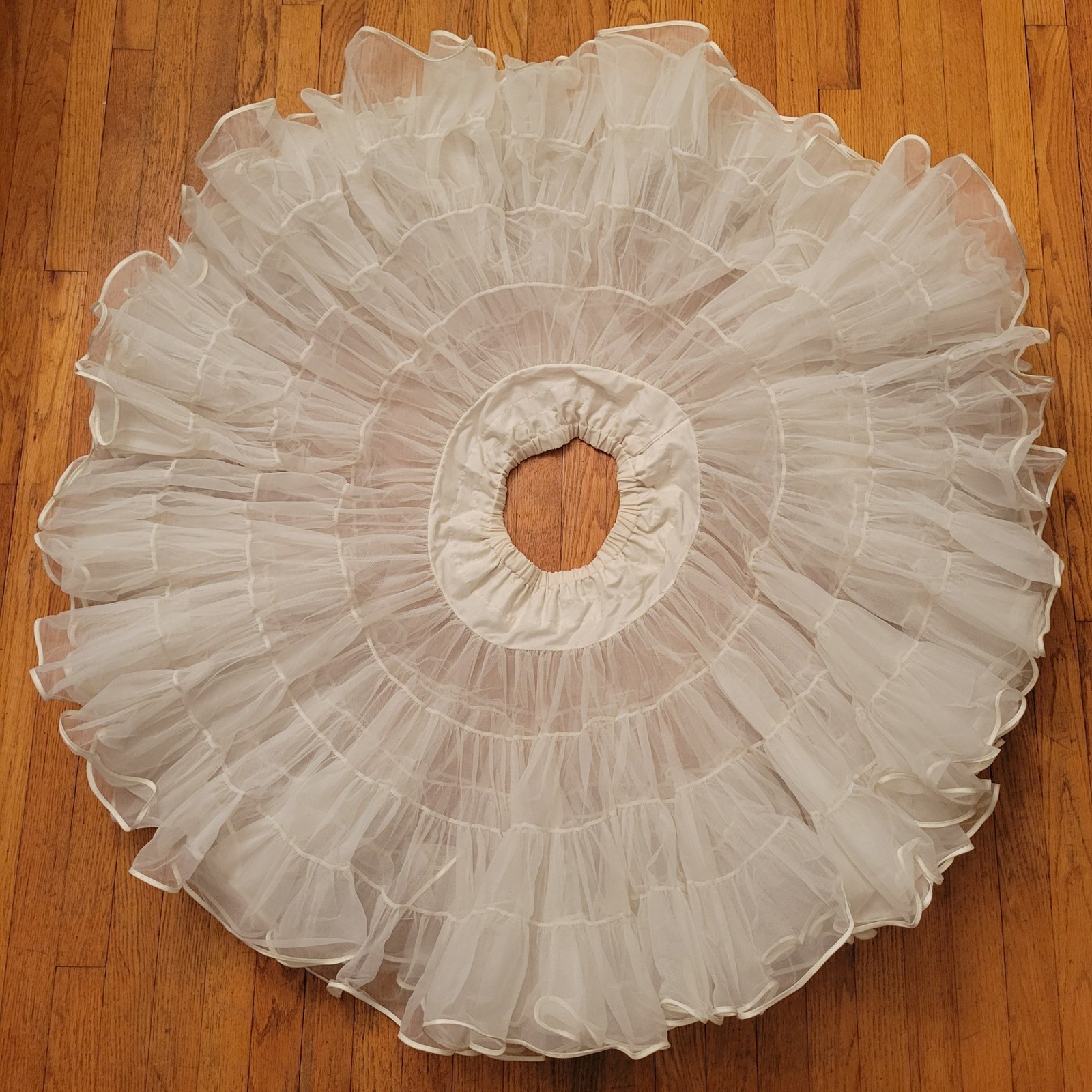 Malco Modes Vintage Crinoline Petticoat White 3 Layer Prairie Skirt Western