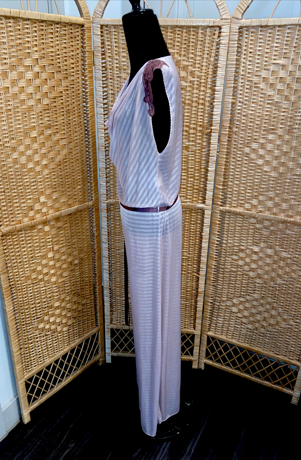 Vintage FLAIR ILGWU Sheer nylon Nightgown Lingerie Hollywood Boudoir Size Medium