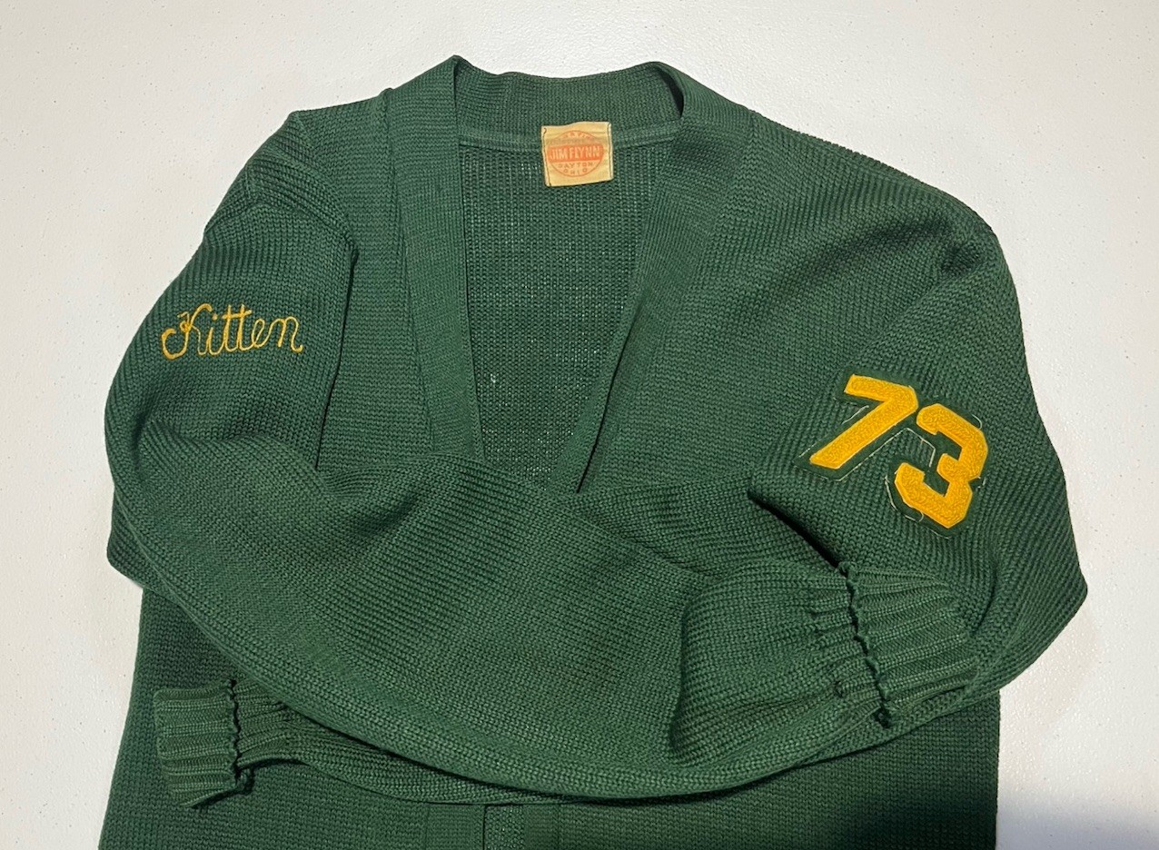 vtg 1973 KITTEN Jim Flynn Sporting Goods wool cardigan sweater button green cat