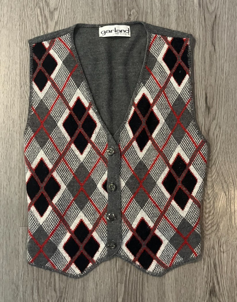 Garland Vintage Grandpa Old Money Academia Argyle Vest Gray and Red, Size Small