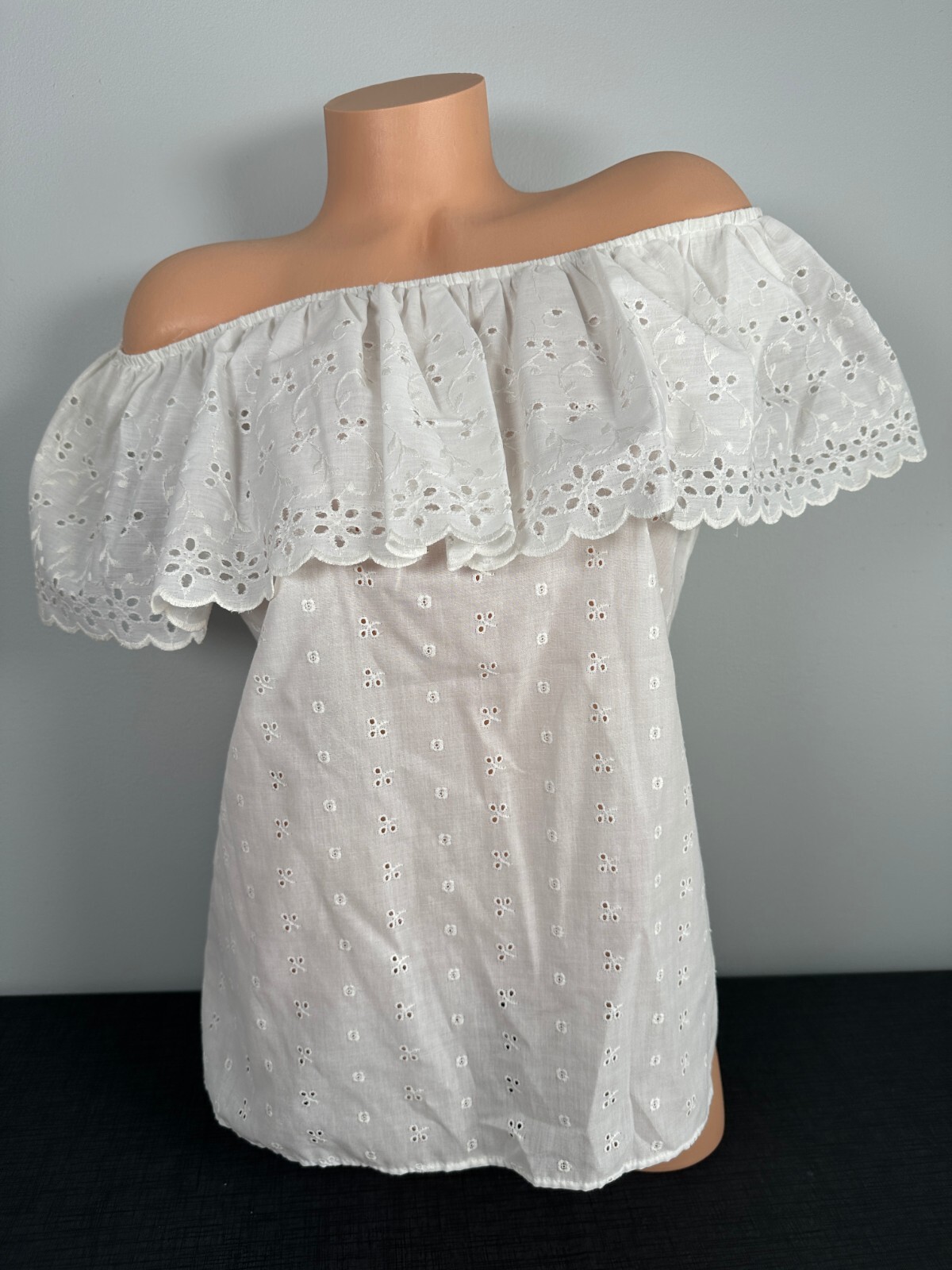 Vintage Off Shoulder Top Boho White Rashann Womens Cottagecore Size 13/14 Hippie