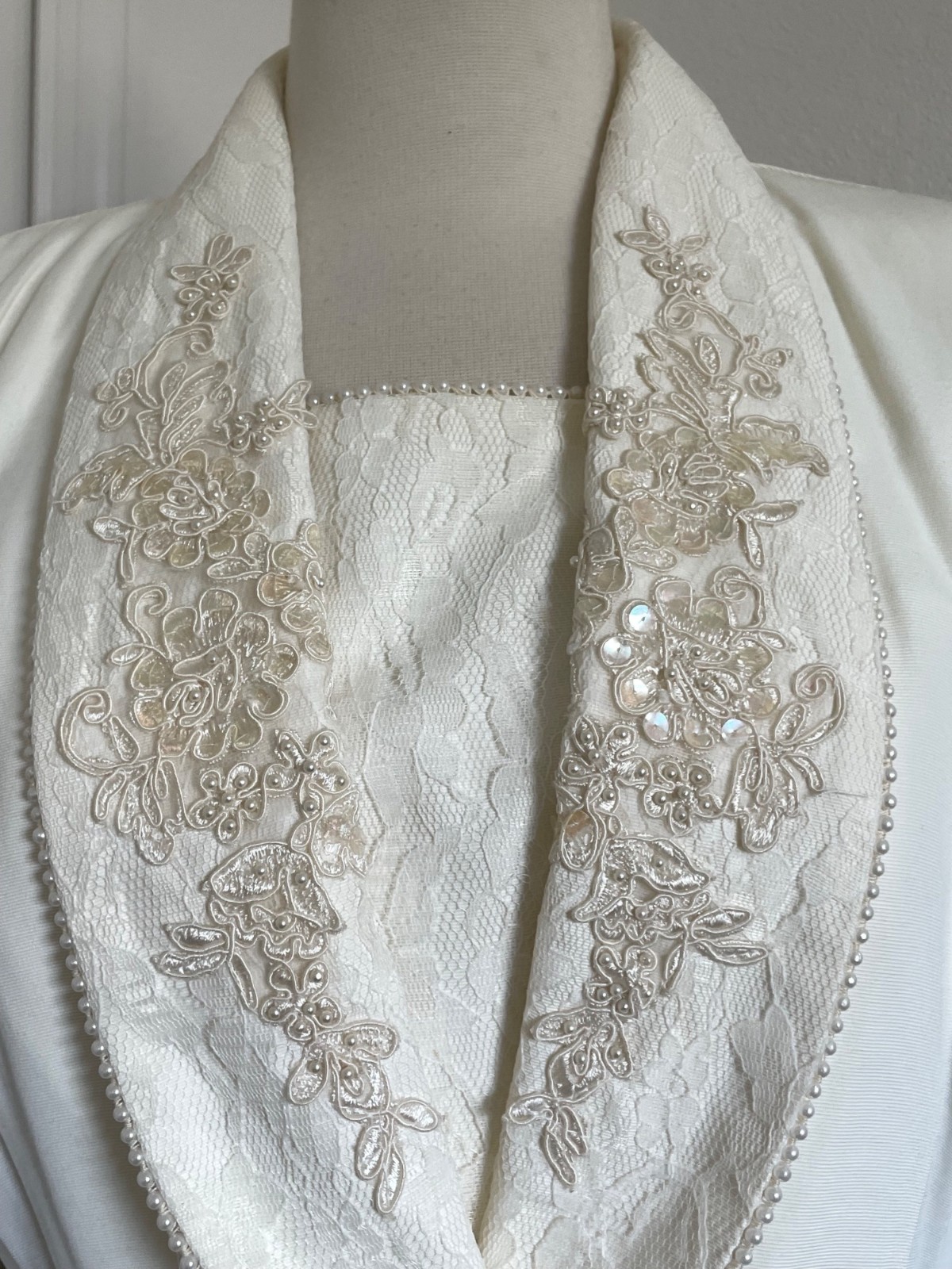 Vintage 1980s Jeffrey & Dara Structured Blazer Sequin, Pearl + Embroidered SZ 10