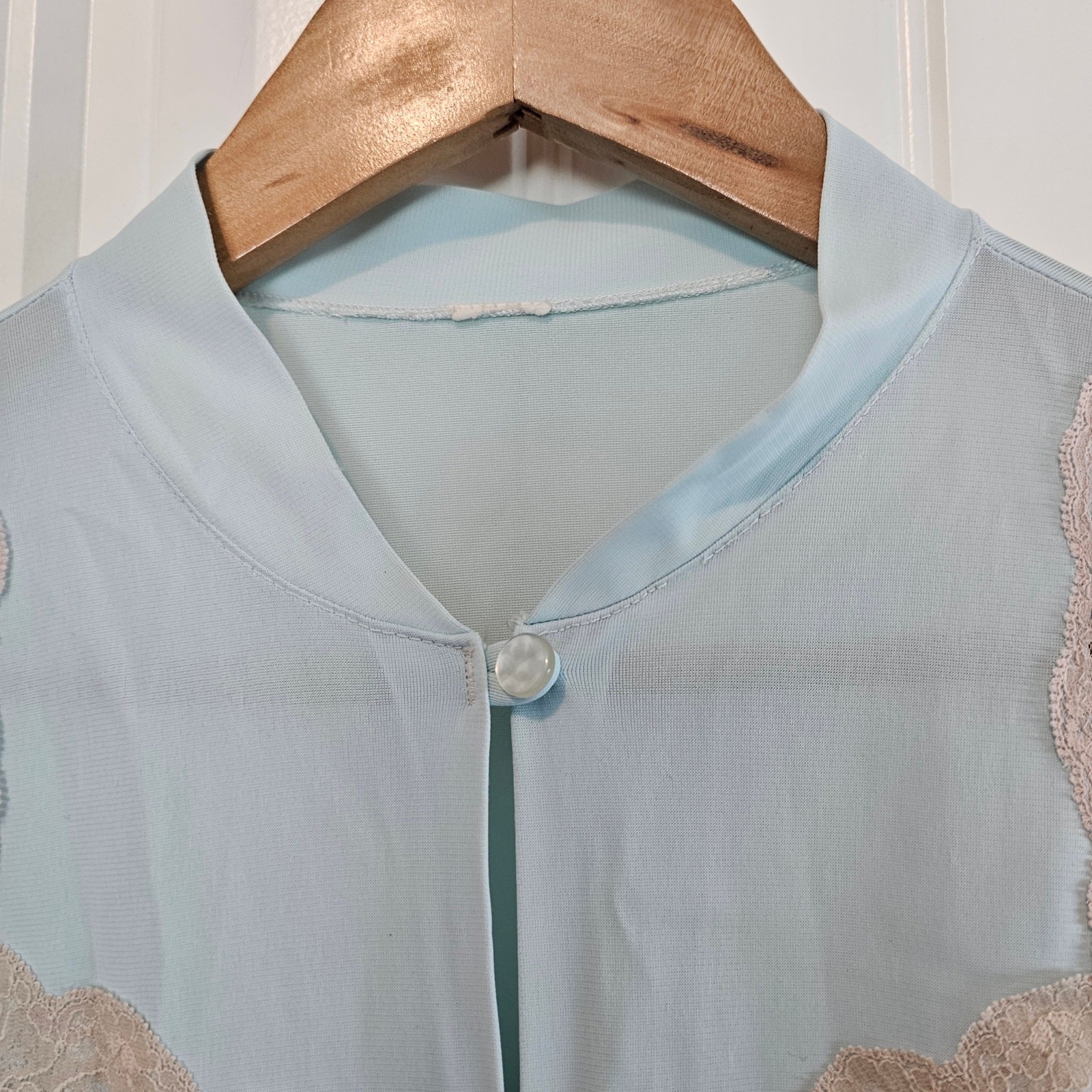 Vintage Lace Robe Womens Size Large 80s Pastel Blue Satin Cottage Romantic Retro