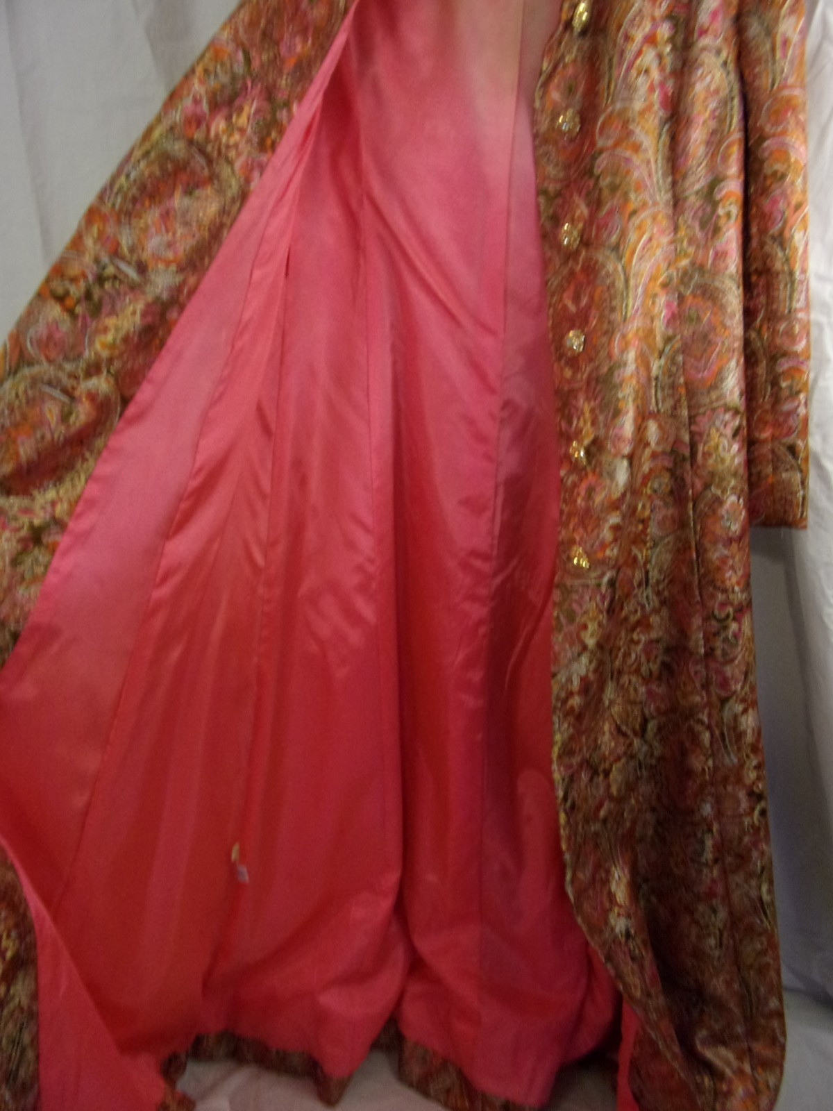 Vintage Ladies Pink & Gold Metallic Brocade Evening Coat 1960s 10 FABULOUS