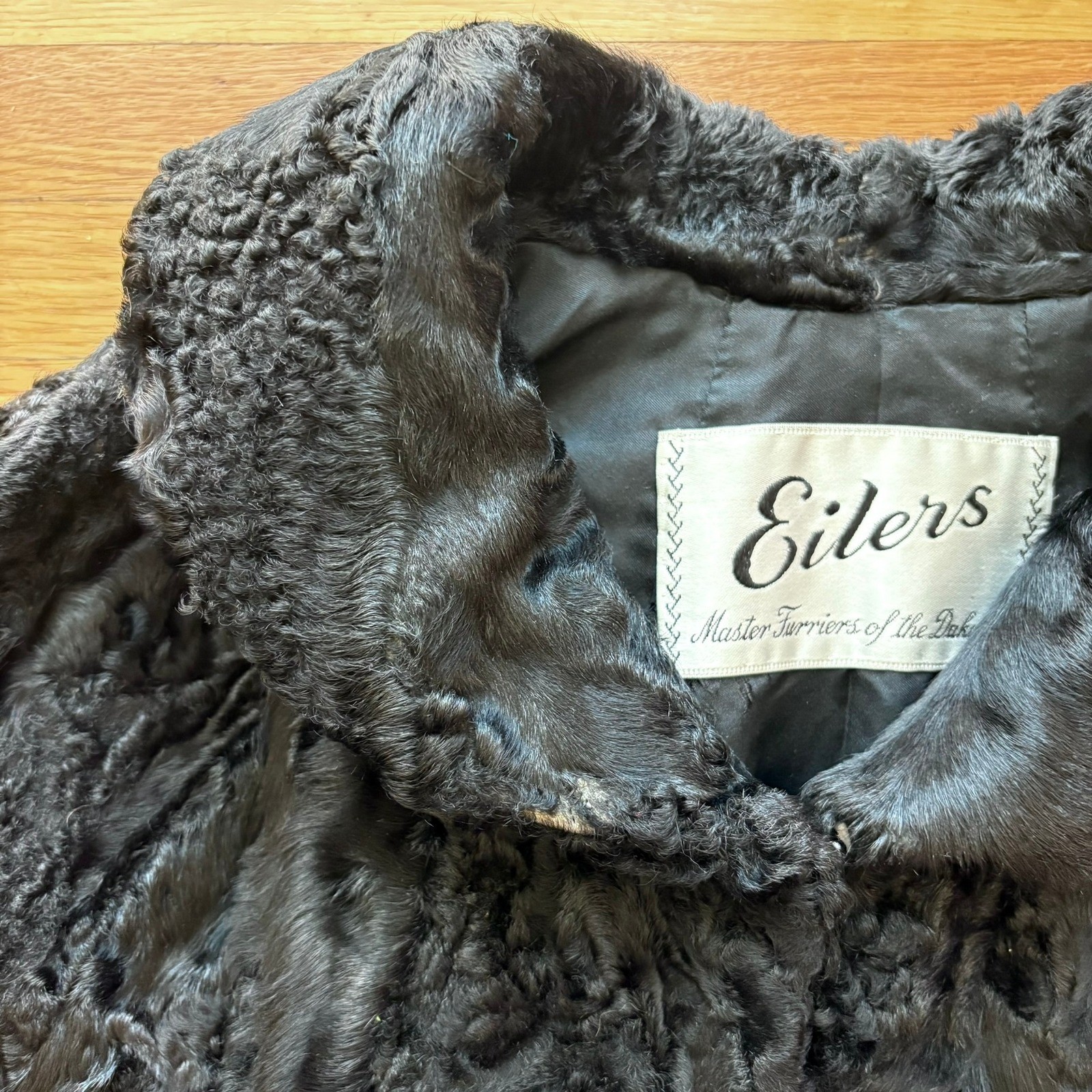 Eilers Vintage 1950s Black Persian Lamb Fur Capelet Portrait Collar Karakul Cape