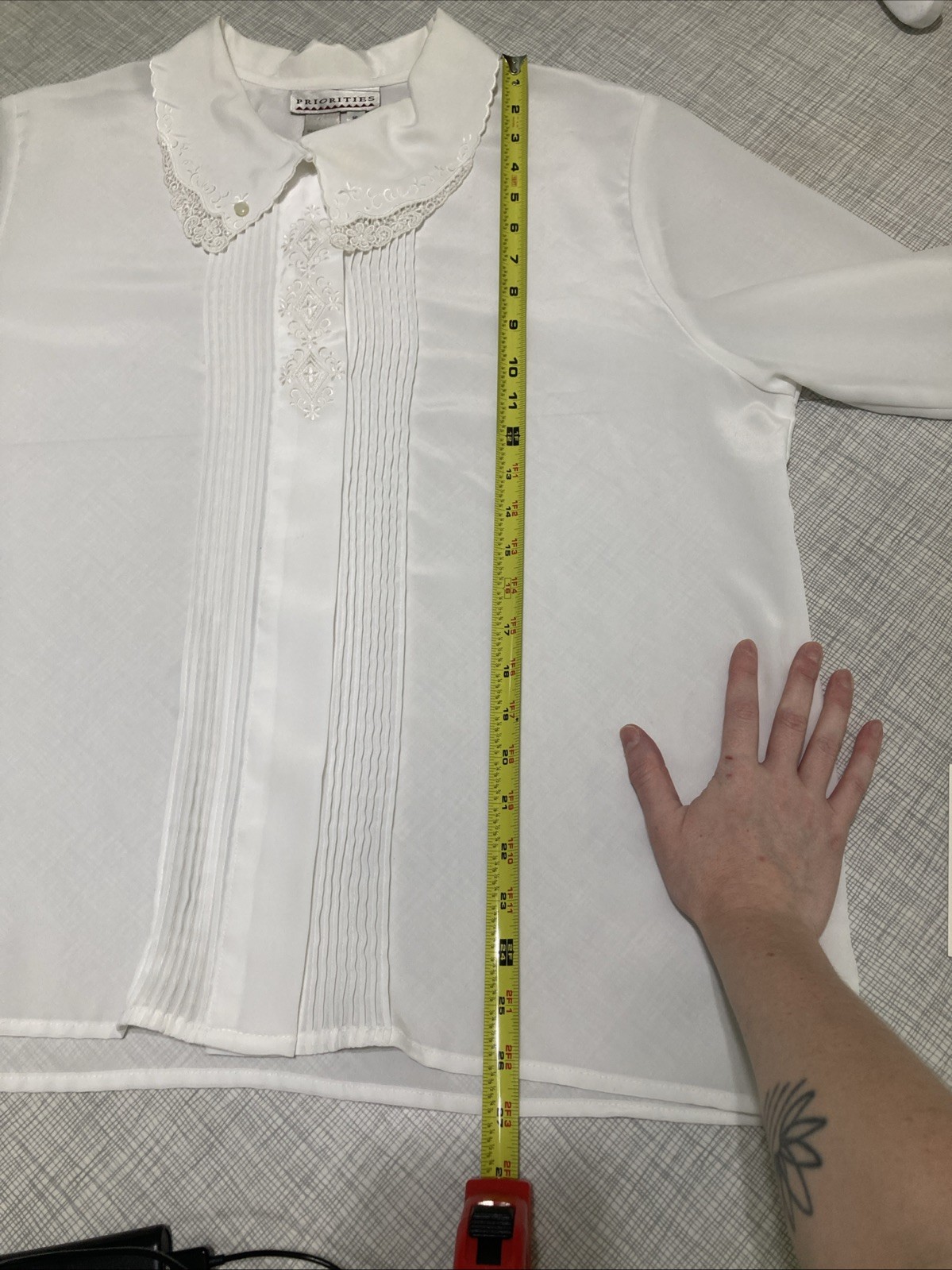 Vintage 80s Priorities White Pintuck Secretary Blouse Lace Peter Pan Collar 16