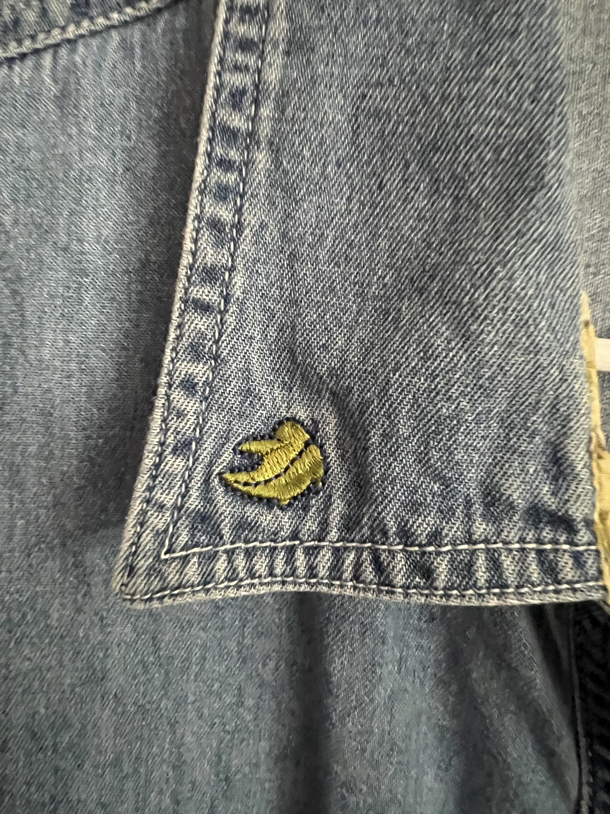 Vintage Disney Denim Shirt Women’s Mickey Unlimited Embroidered Size 26W/28W
