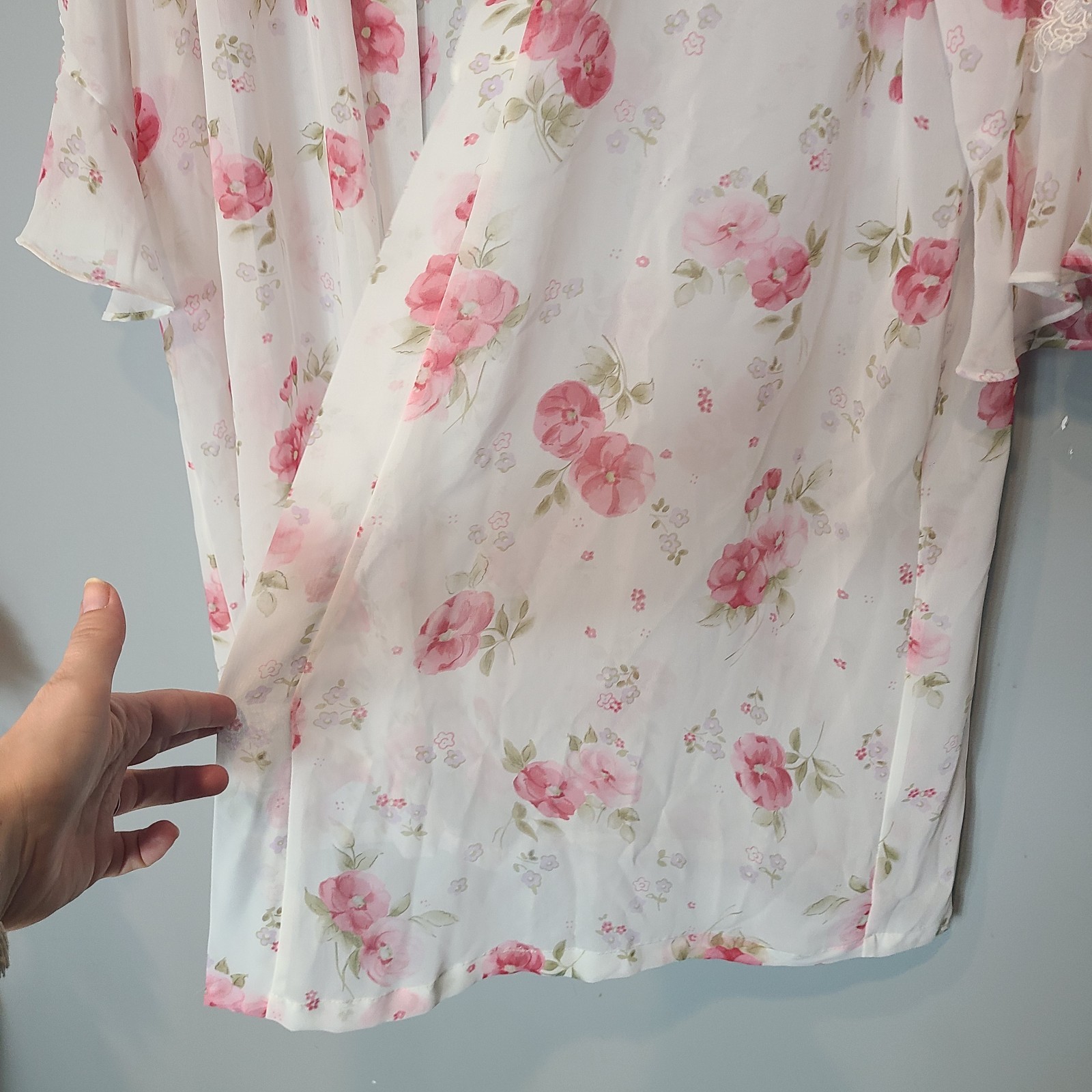 Vtg Delicate Sheer Pink Flowy Robe Size L Dreamy Chiffon Coquette Floral Flare