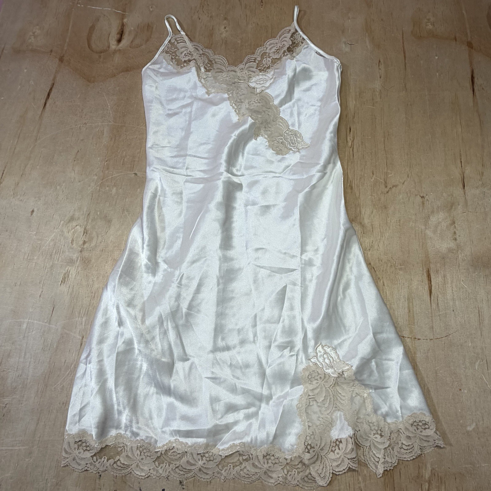 Vtg Victoria’s Secret Nightgown Lace Slip Dress Bridal Lingerie Chemise S