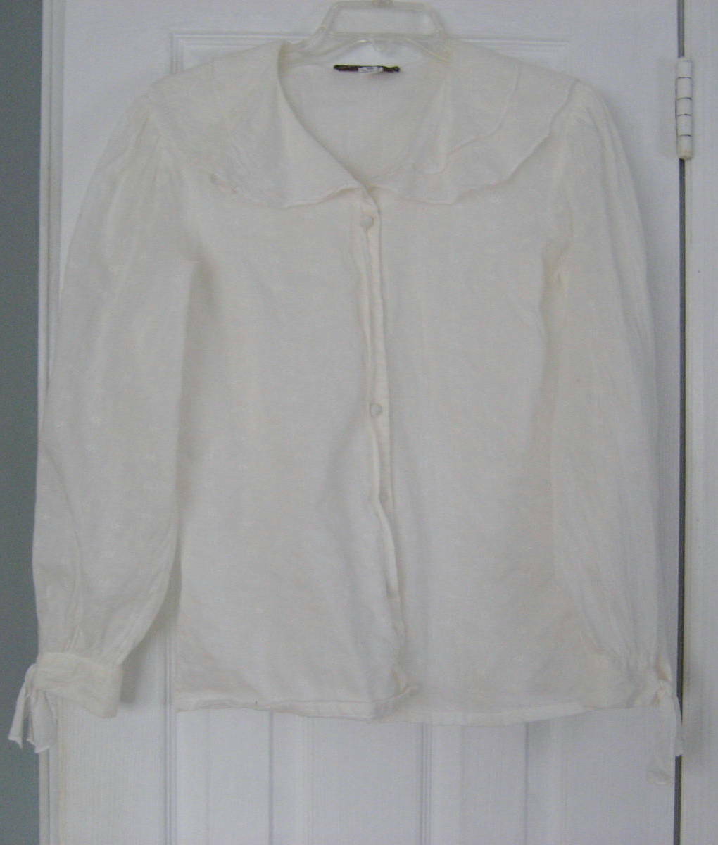 1980s Cullinane White Large Ruffle Collar Fluttery Romantic Blouse Shirt Sz 8-10