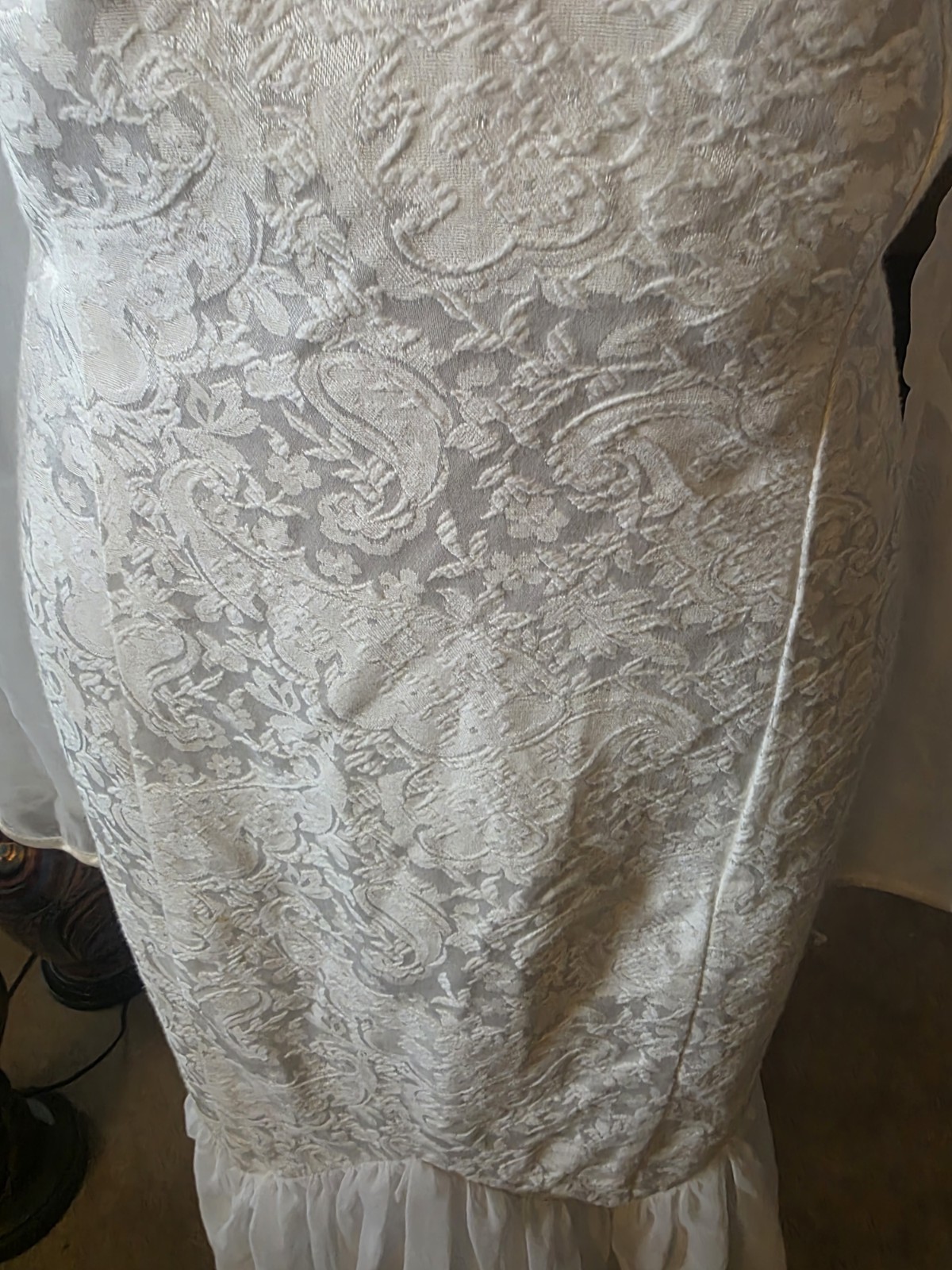Vintage 80s New Leaf Ivory Lace Beaded Long Sleeve Fishtail Wedding Dress