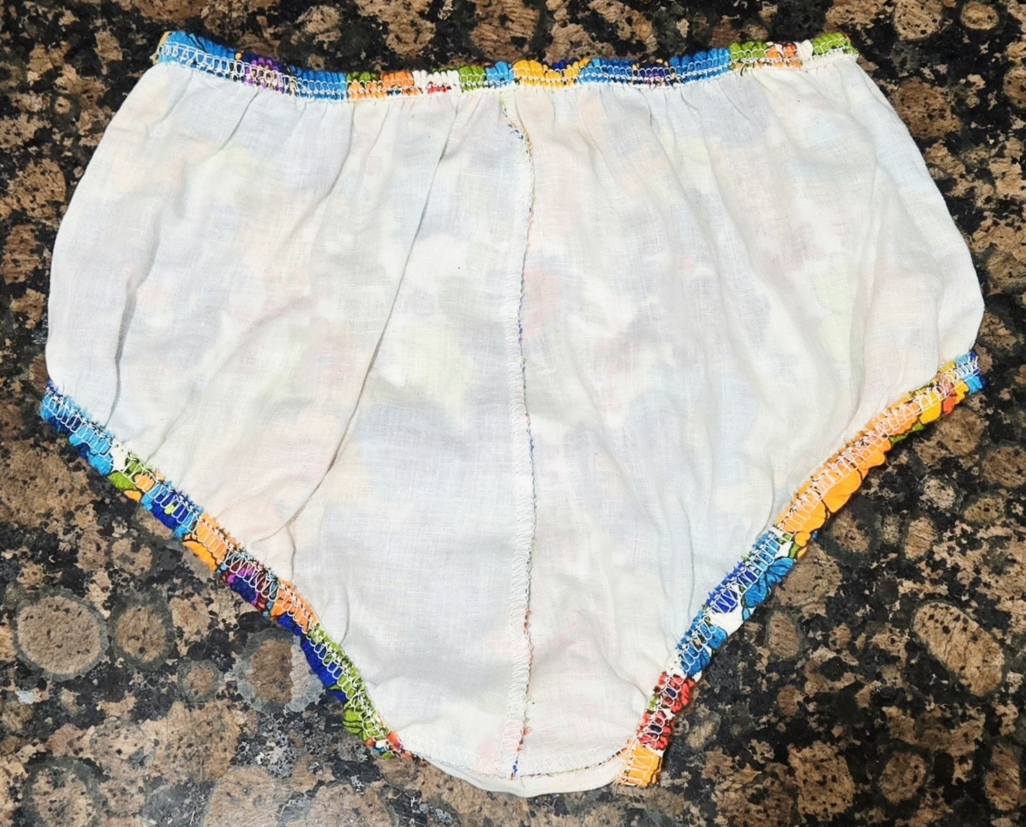 1960s FLOWER POWER Psychedelic High Waist Bikini Bottoms 10&Prime;-15&Prime; Flat Waist