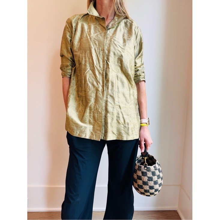 Vintage Silk Blend embroidered tunic. Size Large. Cottagecore. 90s Y2K