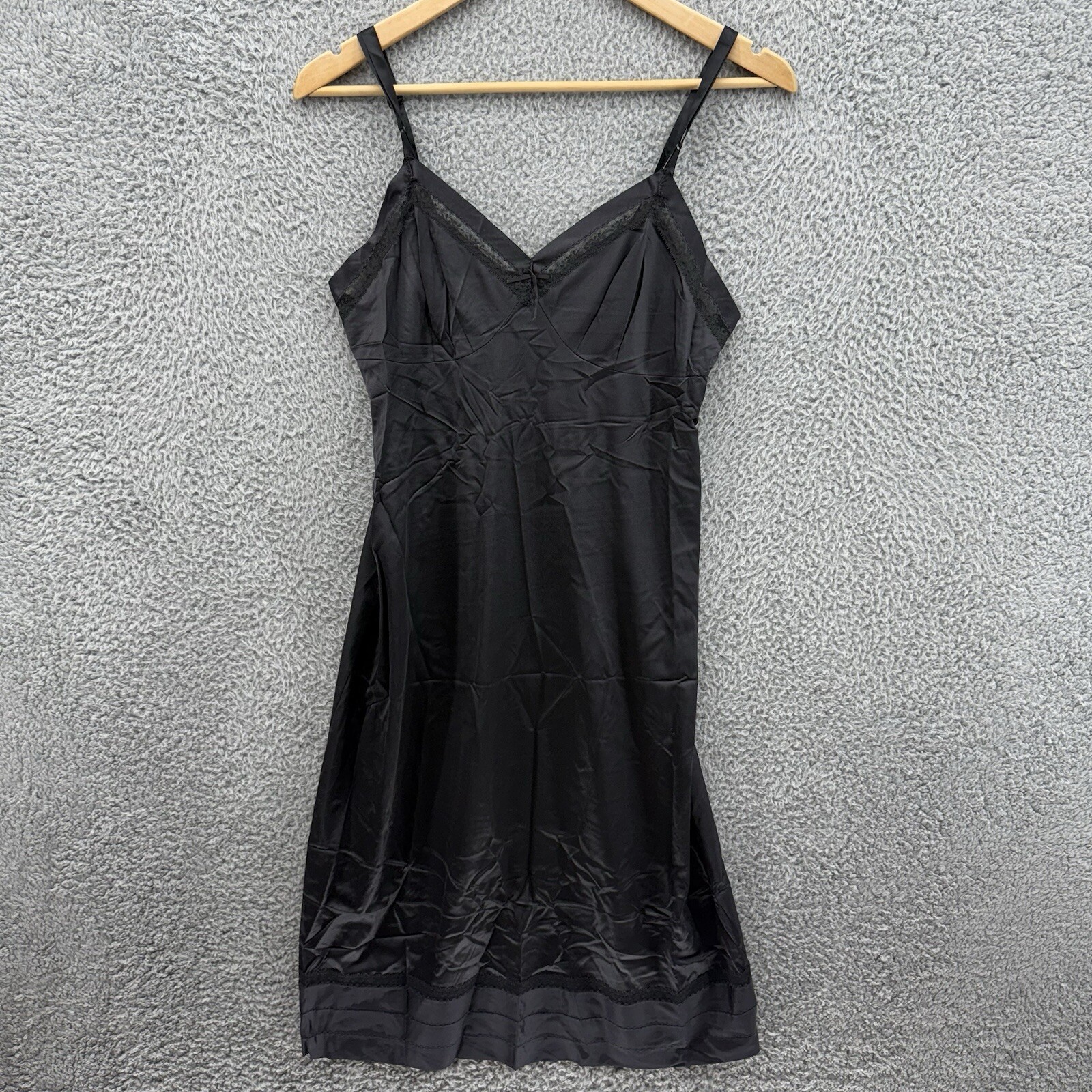VTG Lorraine Slip Gown Nightgown Women Black 100% Nylon Full Slip USA 36 Tall
