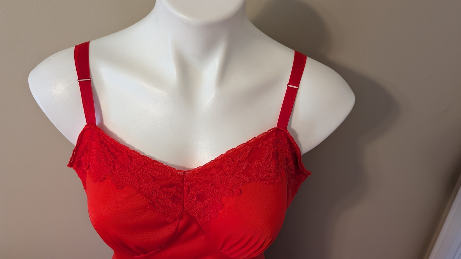 Vtg Nancy King RED Nylon/Lace Full Slip/Dress Privacy Panel Adj Straps Size 36