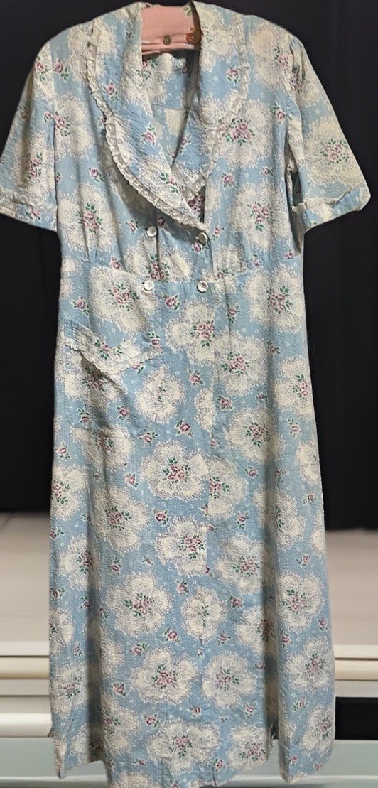 True Vintage 1940s Cotton Dressing Gown Old Hollywood Glamour Size 14 Housecoat