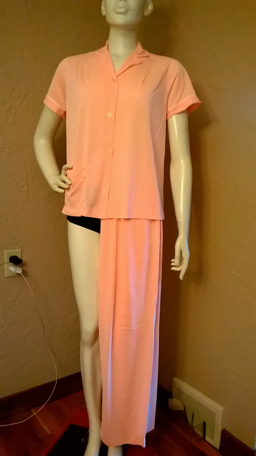 VTG 50&rsquo;s Lorraine Lingerie Peach Trimmed in White S/S « I Love LUCY » PJ Set 36